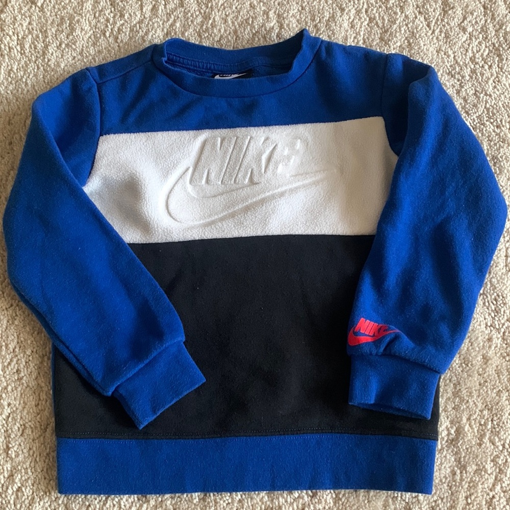 Boys Nike sweatshirt